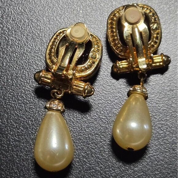 SWAROVSKI 18K GP AMETHYST CRYSTAL RHINESTONE FAUX PEARL DANGLE EARRINGS CLIPON - Picture 7 of 7